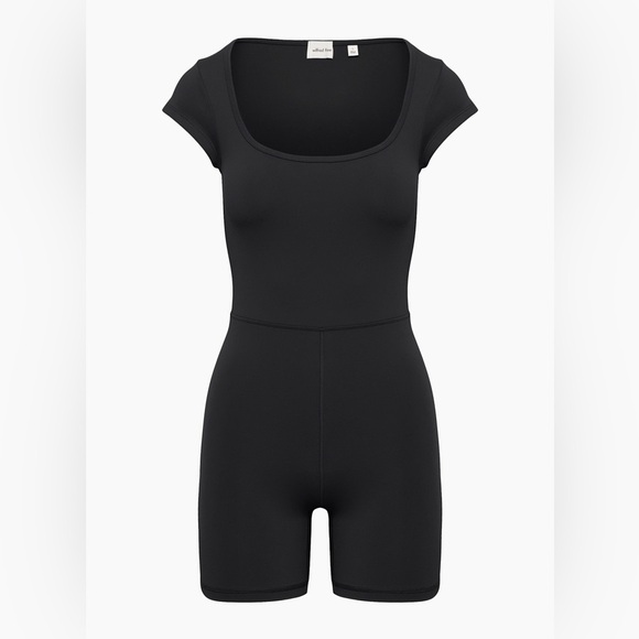 Aritzia Wilfred Free black Theodora short sleeve scoop neck onesie romper - XL - Picture 6 of 8